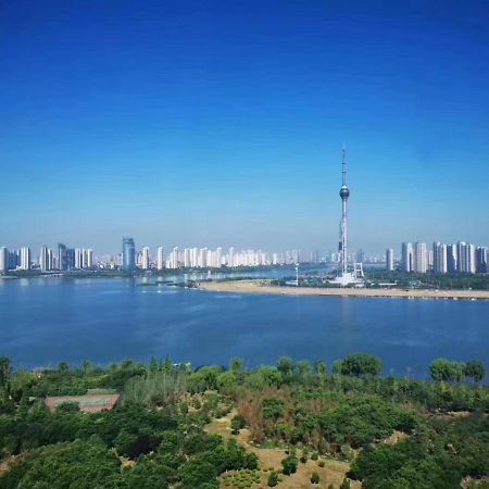 Howard Johnson Xiangyu Plaza Linyi Linyi  Exterior photo
