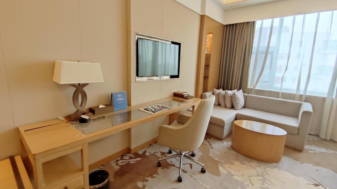 Howard Johnson Xiangyu Plaza Linyi Linyi  Exterior photo