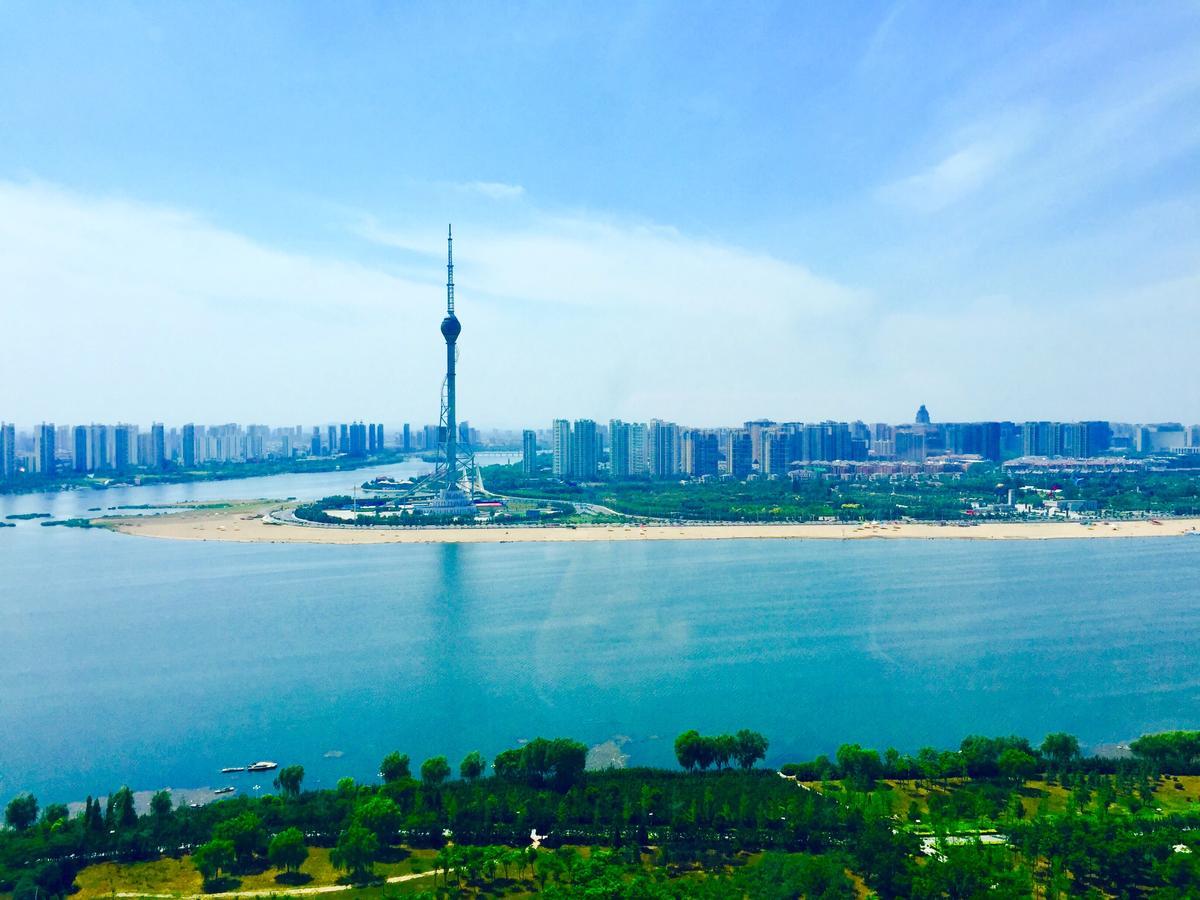 Howard Johnson Xiangyu Plaza Linyi Linyi  Exterior photo