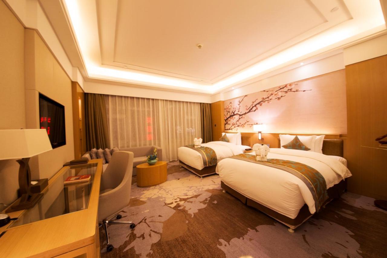 Howard Johnson Xiangyu Plaza Linyi Linyi  Exterior photo